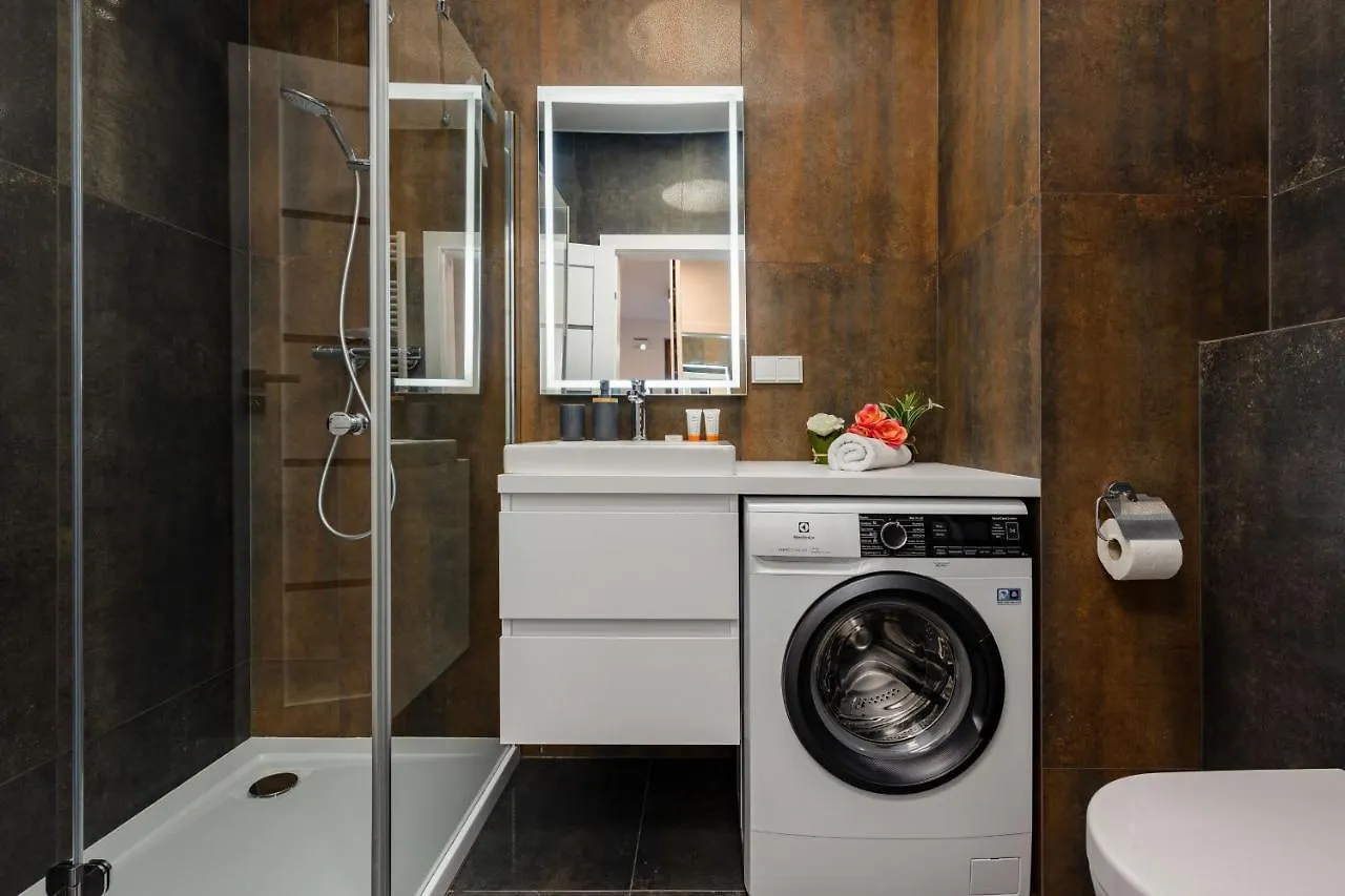 Srodmiescie Warsaw Muranow Apartments With Parking By Noclegi Renters 0*,